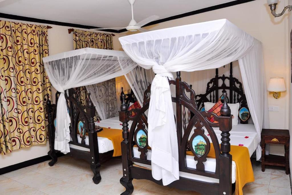 Forodhani Park Hotel Zanzibar Buitenkant foto