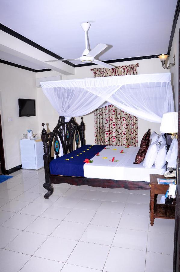 Forodhani Park Hotel Zanzibar Buitenkant foto